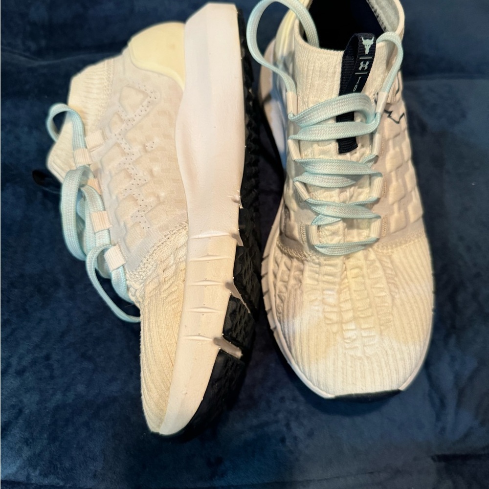 RARE Under Armour Project Rock HOVR Phantom Shoes  Women's Size US7
